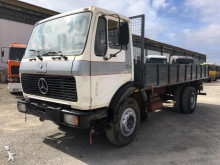 camión caja abierta estándar Mercedes