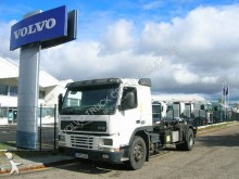 camion polybenne Volvo