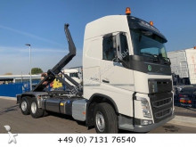 Volvo skip truck