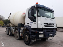 camion béton toupie / Malaxeur Iveco
