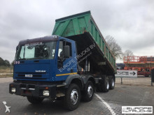 camión volquete Iveco