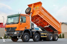 camion benne Mercedes