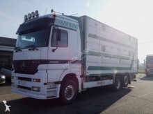 camión para ganado Mercedes