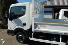 Nissan tipper truck
