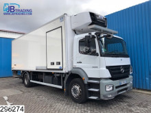 used mono temperature refrigerated truck
