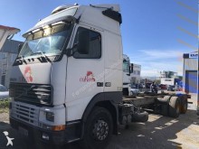 camión chasis Volvo