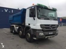 camion benne Enrochement Mercedes