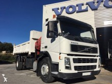 camión volquete bilateral Volvo