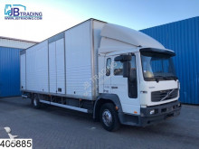 camión furgón Volvo