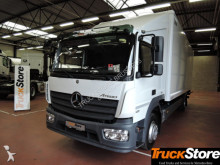 Mercedes box truck