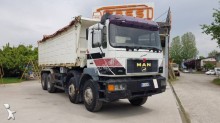 camion benne MAN