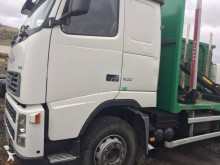 camión maderero Volvo