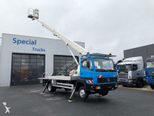 camion piattaforma aerea Mercedes