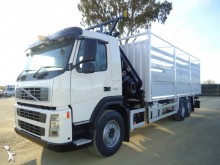 camión caja abierta Volvo
