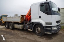 camión volquete Renault