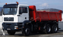 Renault flatbed truck