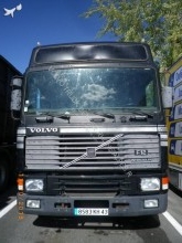 camión para ganado bovino Volvo