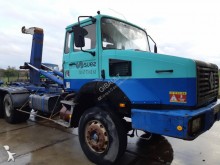 camion polybenne Renault