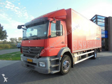 camion fourgon Mercedes