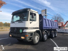 camion benne Mercedes