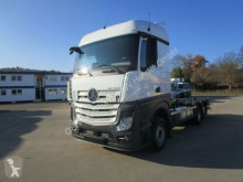 Mercedes chassis truck