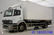 camion porte containers Mercedes