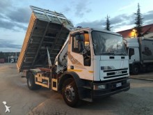 camión volquete Iveco