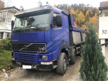 camion benne Volvo