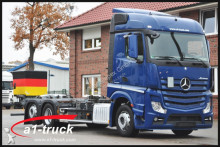 Mercedes chassis truck