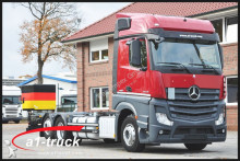 Mercedes chassis truck