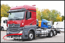 Mercedes chassis truck