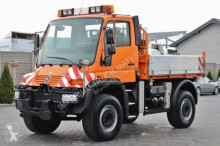 camion tri-benne Mercedes