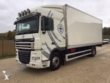 camión furgón caja polyfond DAF
