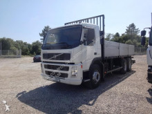 camión caja abierta estándar Volvo