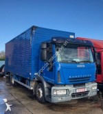 camión furgón Iveco