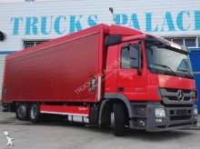Mercedes tautliner truck