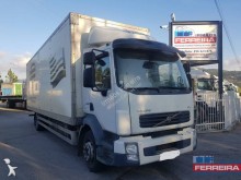 camión furgón Volvo
