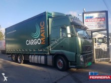 Volvo tautliner truck