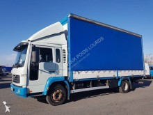 Volvo tautliner truck