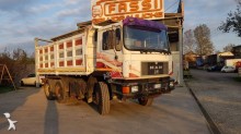 camion tri-benne MAN