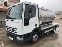 camión cisterna Iveco