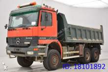 camion benne Mercedes