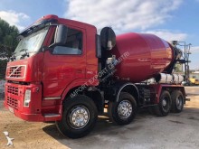camion béton toupie / Malaxeur Volvo