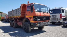 camión volquete Mercedes