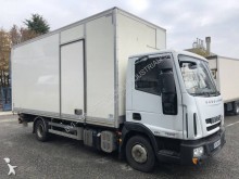 camión furgón Iveco