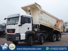 camion benne MAN