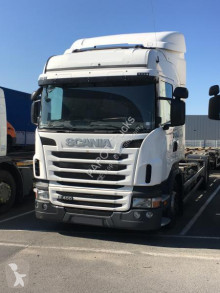 camión portacontenedores Scania