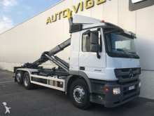 Mercedes Actros 2532