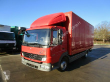 camion Mercedes ATEGO 816 Möbelkoffer 6,1 m 3-Sitzer NL 2,5 TO.