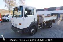 vrachtwagen kipper Nissan